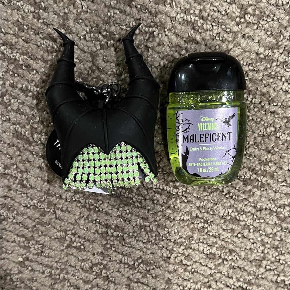 Disney Black and Green Maleficent Sanitizer Set